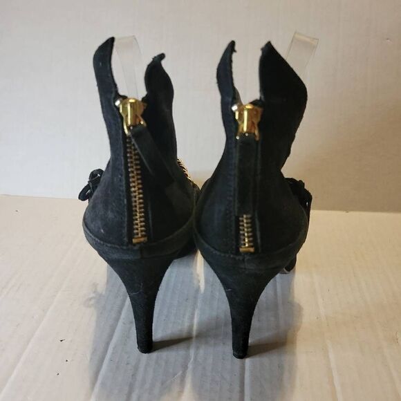 B Makowsky Black Suede Pull on Heeled Ankle Boots Size 9M - Picture 2 of 13